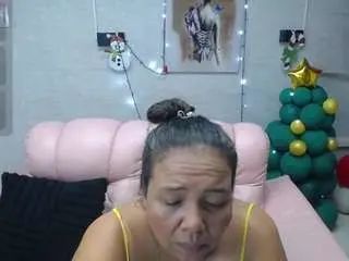 Mandahudson  live sex cam