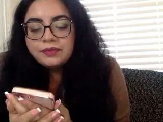 Midnightbruja  live sex cam