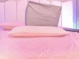 Sacha-malala  live sex cam