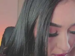 Thaliazafirr  live sex cam