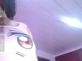 Cristal-horny19  live sex cam