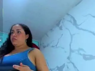 Cristal-horny19  live sex cam