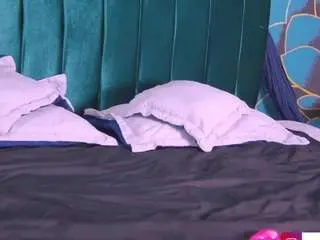 Lunaa-mistyc  live sex cam