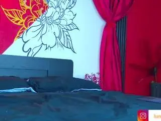 Lunaa-mistyc  live sex cam