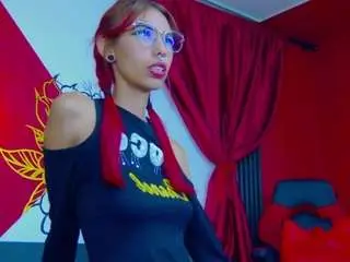 Lunaa-mistyc  live sex cam