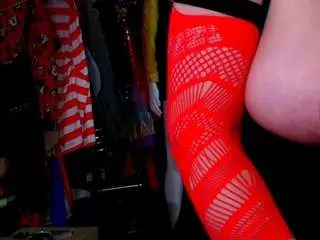 Naughtynatali  live sex cam
