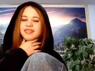 Raneetroyano  live sex cam