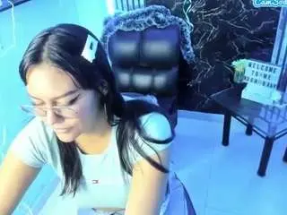 Sex22chantal  live sex cam