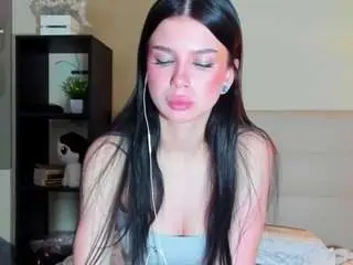 Tune-godness  live sex cam