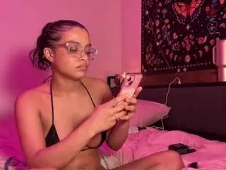 Xzoexx  live sex cam