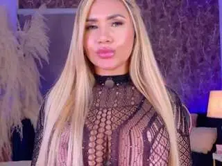 Danielasaenz  live sex cam