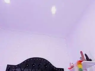 Doll-ssquirts  live sex cam