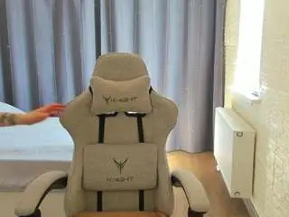 Hotmia19  live sex cam