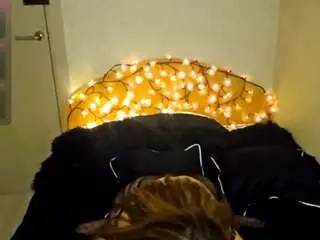 Lovettabreault  live sex cam