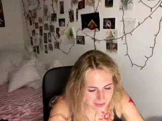 Aletawhetzell  live sex cam