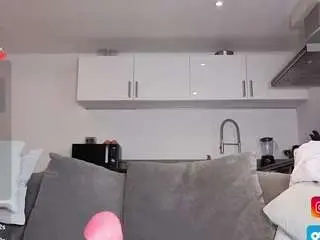 Bigboobiebabe  live sex cam