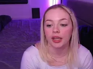 Margotrobbie7  live sex cam