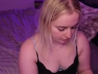 Margotrobbie7  live sex cam