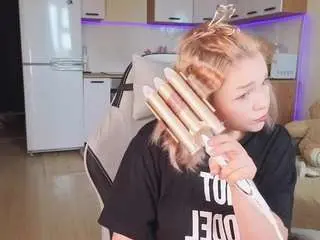 Mary-shiotta  live sex cam