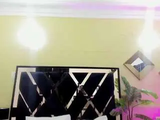 Megan-devon  live sex cam