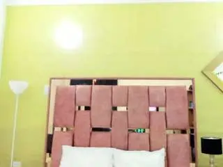 Megan-devon  live sex cam