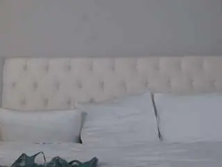 Nikkixluxe  live sex cam