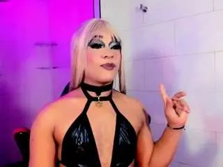 Cristal-villael  live sex cam