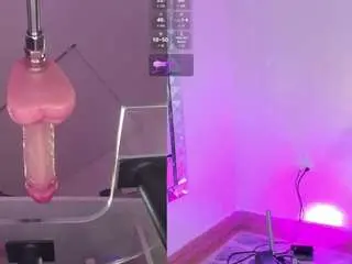 Naireth  live sex cam