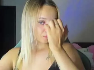 Rousereedd  live sex cam