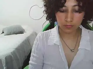 Yourownerserena  live sex cam