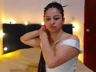 Dakota-jhonsom  live sex cam