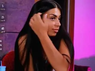 Evaraynee  live sex cam
