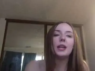 Junieb  live sex cam