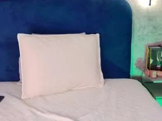 Madysonfox  live sex cam