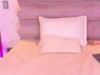 Madysonfox  live sex cam