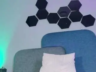 Madysonfox  live sex cam