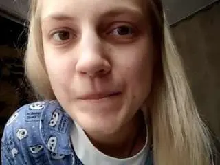 Naomigernert  live sex cam