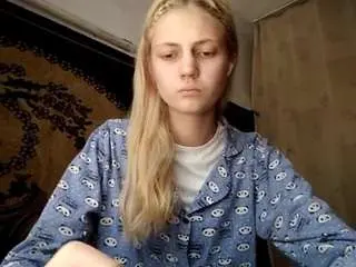 Naomigernert  live sex cam