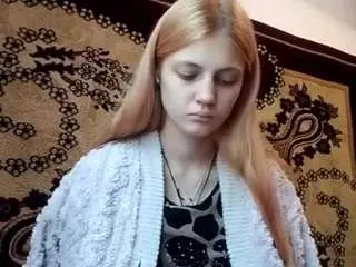 Naomigernert  live sex cam