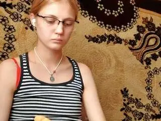 Naomigernert  live sex cam
