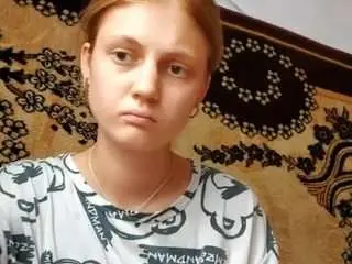 Naomigernert  live sex cam