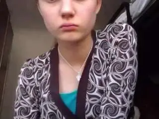 Naomigernert  live sex cam