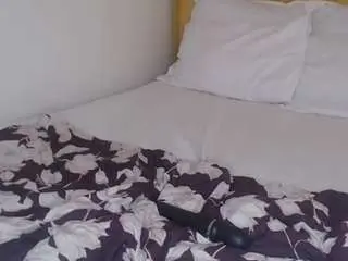 Bella2025workmanship  live sex cam