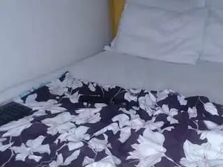 Bella2025workmanship  live sex cam