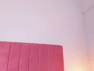 Cristaalhart  live sex cam
