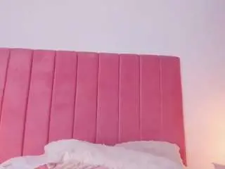 Cristaalhart  live sex cam