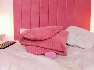Cristaalhart  live sex cam