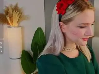 Crystaduesterback  live sex cam