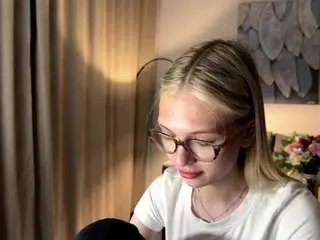 Dorthycalabretta  live sex cam