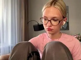 Dorthycalabretta  live sex cam